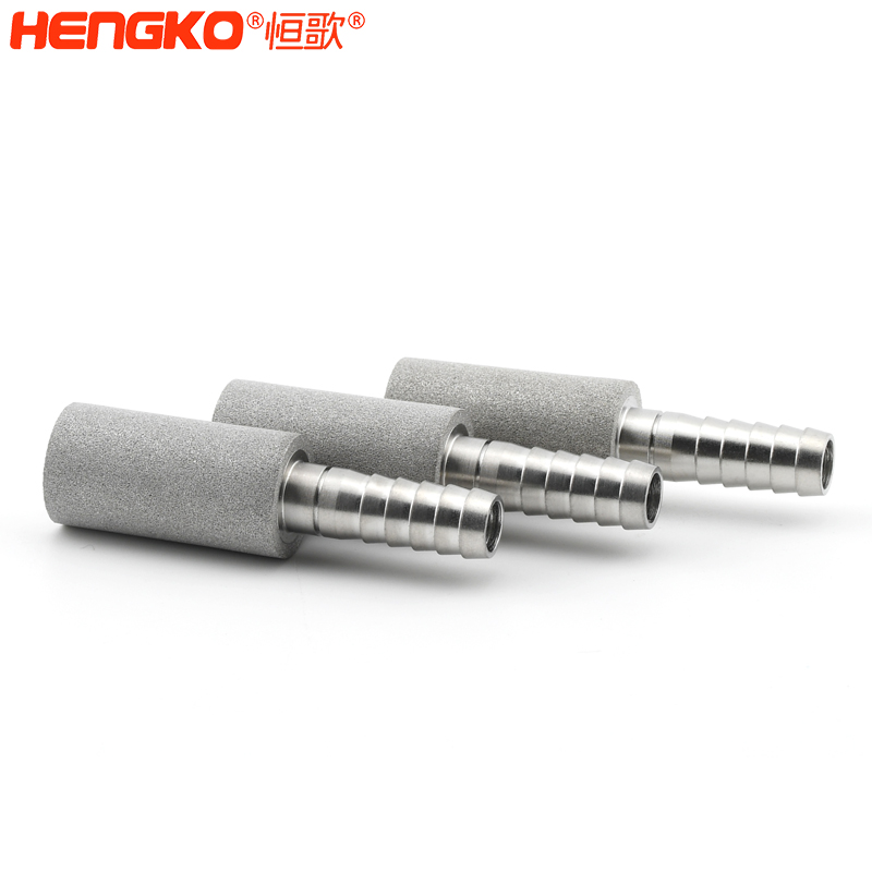 在化工行業(yè)，燒結(jié)金屬曝氣擴(kuò)散器是如何參與化學(xué)反應(yīng)的？